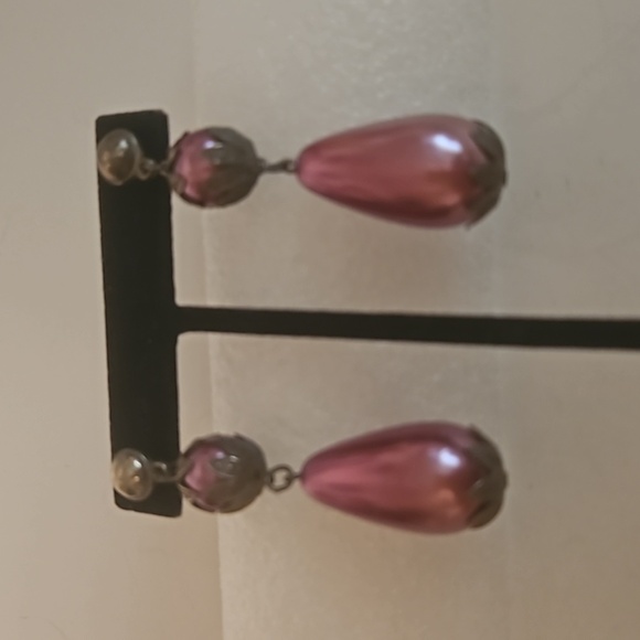 Victorian Style Pink Faux Pearl & Silvertone Pierced Earrings - Picture 1 of 8